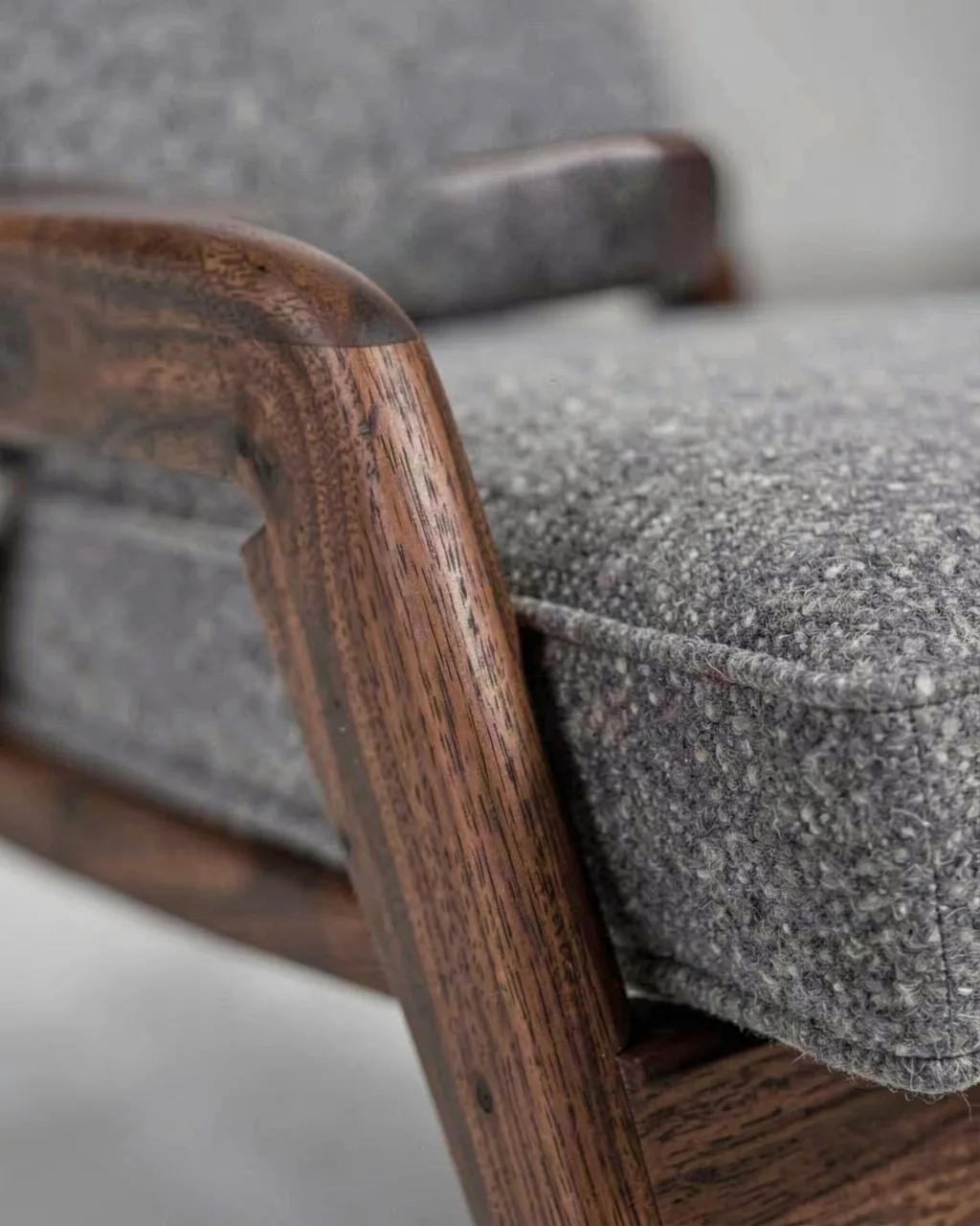 The armrest joint up close
