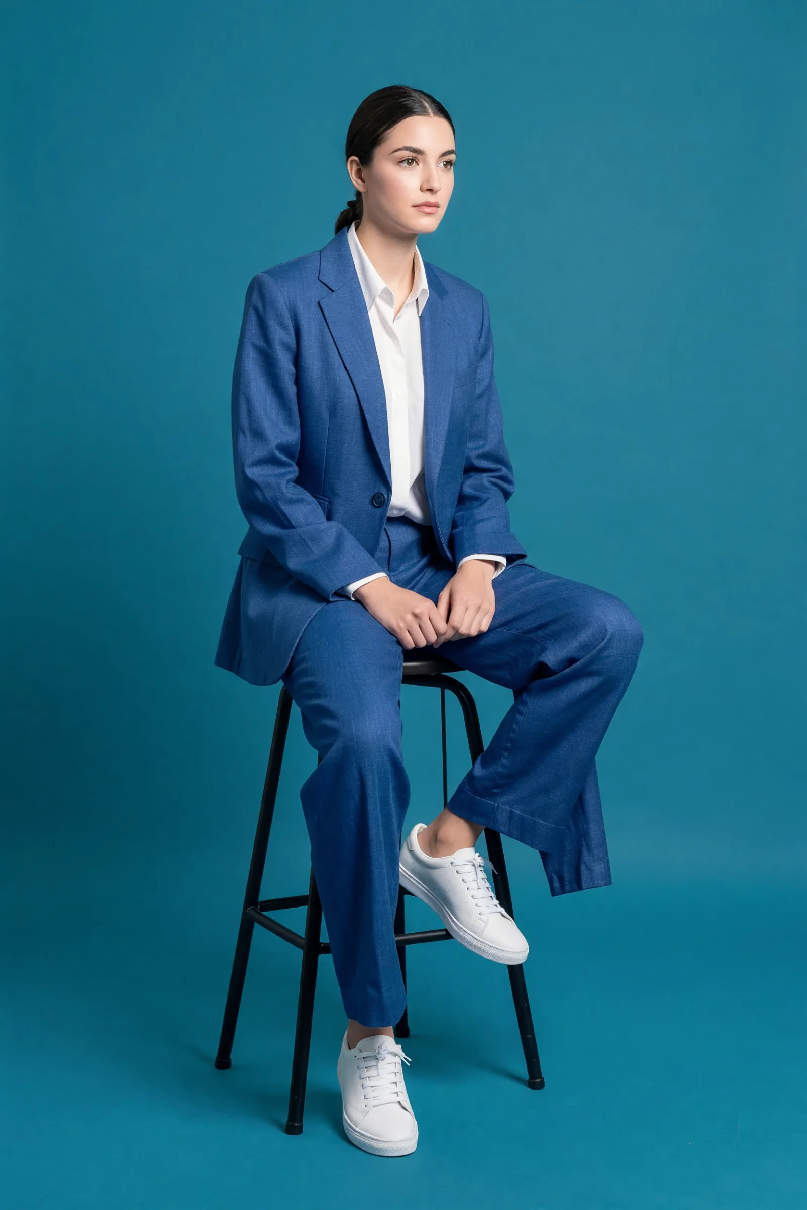 Look 03: the cobalt suit